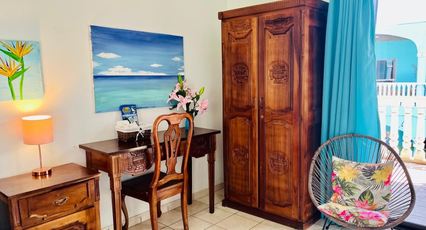 #22 – Corner Ocean & Sunset Retreat