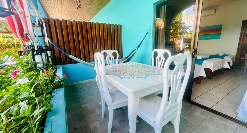 #11 – Poolside Friends Retreat