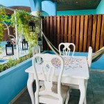 #2 – Poolside Family Retreat
