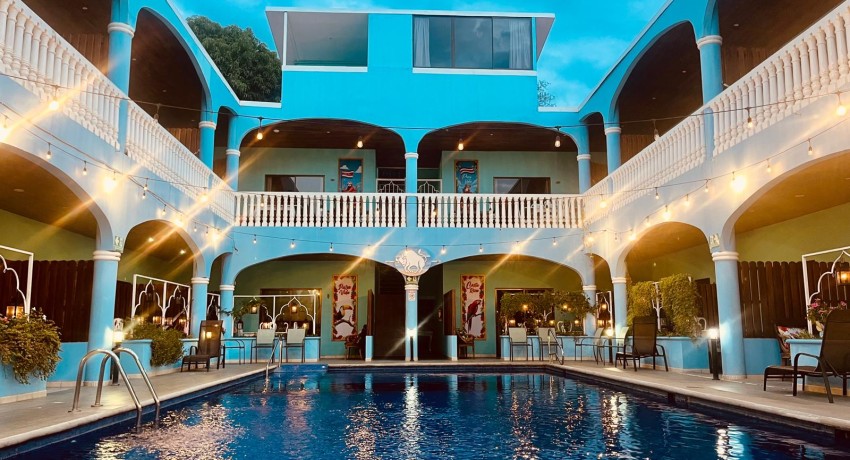 #6 – Spacious Poolside Patio Retreat