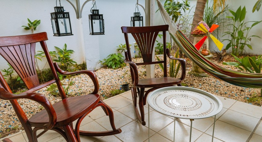 #5 – Family Garden Suite