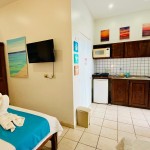 #4 – Poolside Family Retreat – Accessible